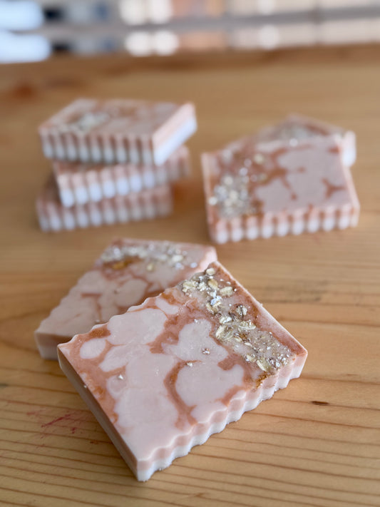 OATS n’ HONEY | oatmeal and honey shea butter soap