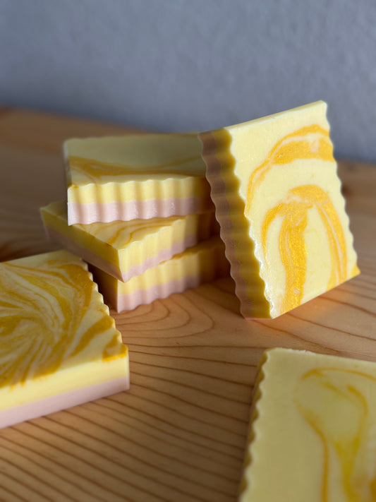 SUNNY | lemon, grapefruit, sandalwood goat’s milk soap