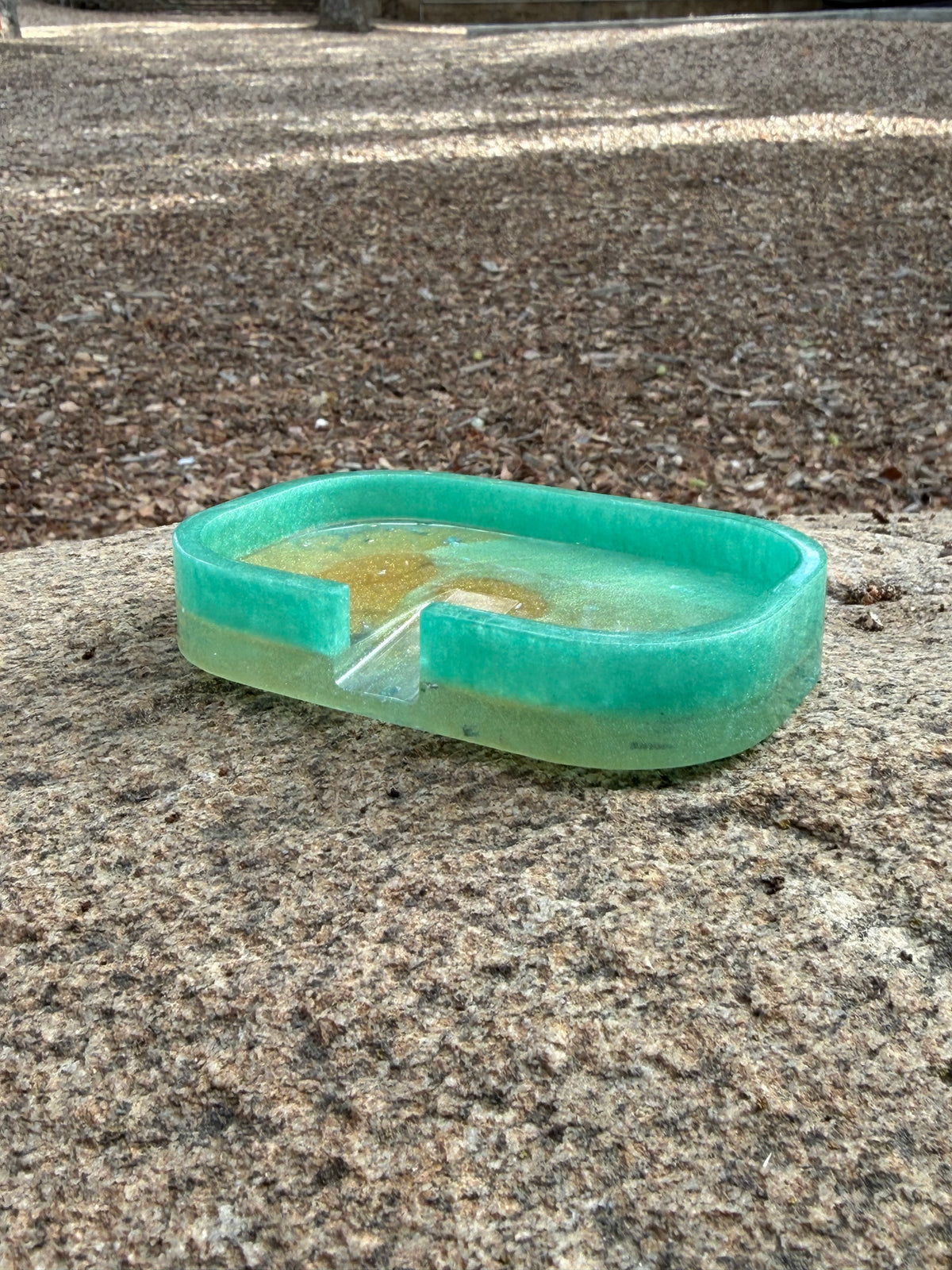 RESIN SOAP DISH | handmade soap saver dish by Romy’s Resin Art