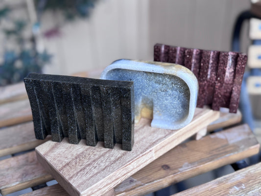 RESIN SOAP DISH | handmade soap saver dish by Romy’s Resin Art