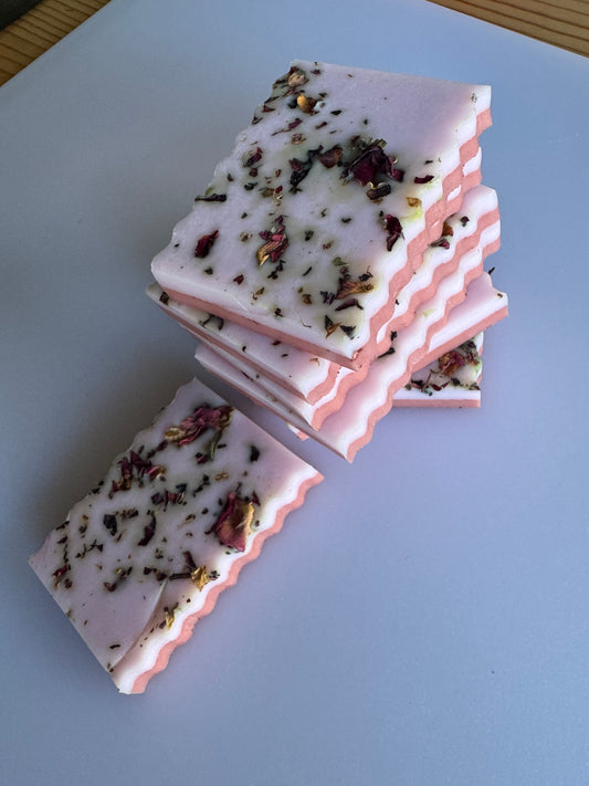 PINK PETALS | rose + vanilla
