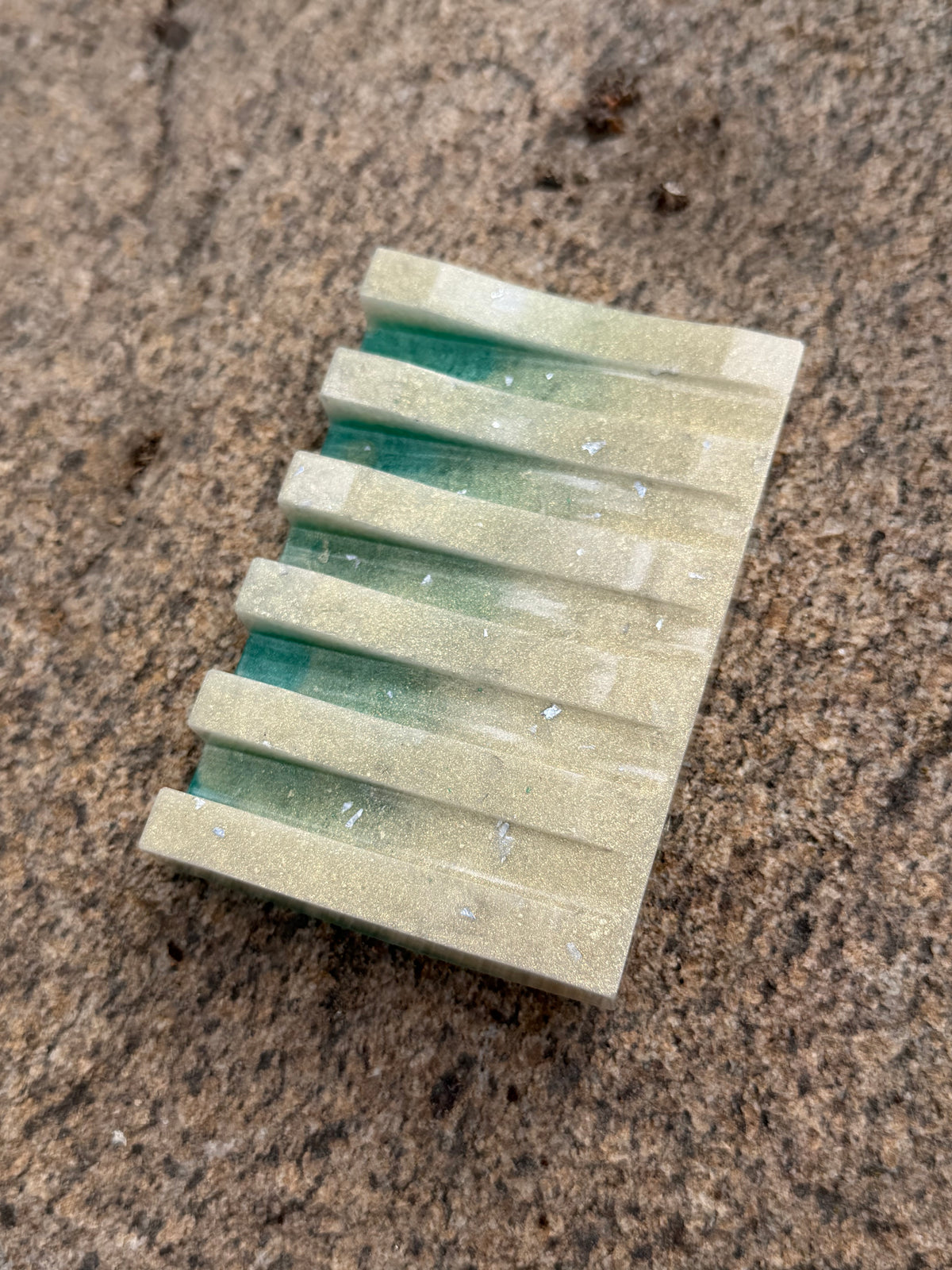 RESIN SOAP DISH | handmade soap saver dish by Romy’s Resin Art