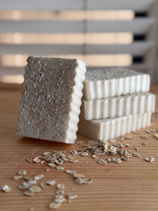 GOATMEAL (UNSCENTED) | oatmeal + honey goat’s milk soap